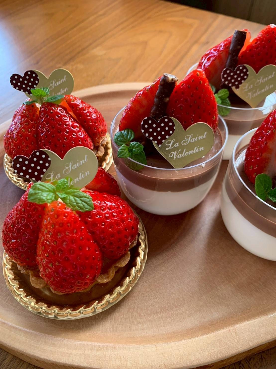 食後に新作季節のデザートはいかがですか